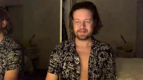 Snapshot of gcsurfer81 chatting on July 14, 9:25 am gcsurfer81 online show from July 14, 9:25 am