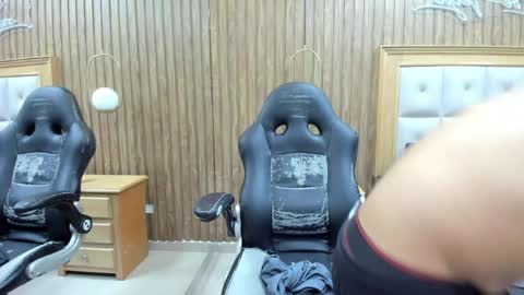 Gean Mclovin online show from May 11, 7:22 pm