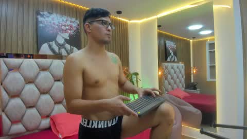 Gean Mclovin online show from May 14, 9:32 pm