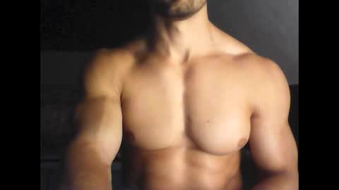 Snapshot of gecko946915 chatting on May 15, 6:48 pm Gecko946915 online show from May 15, 6:48 pm