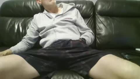 Snapshot of geeezer64 chatting on February 27, 12:21 am geeezer64 online show from February 27, 12:21 am