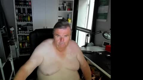 Snapshot of geiler_bock chatting on May 24, 4:06 am Geiler Bock online show from May 24, 4:06 am