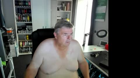 Snapshot of geiler_bock chatting on June 28, 4:29 am Geiler Bock online show from June 28, 4:29 am