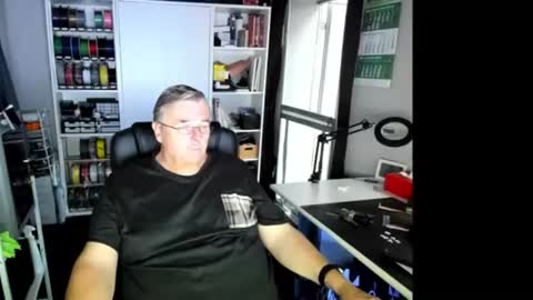 Snapshot of geiler_bock chatting on July 25, 3:48 am Geiler Bock online show from July 25, 3:48 am