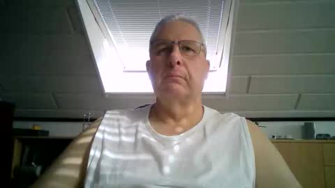 Snapshot of geiler_harald chatting on April 3, 2:15 pm Harald online show from April 3, 2:15 pm