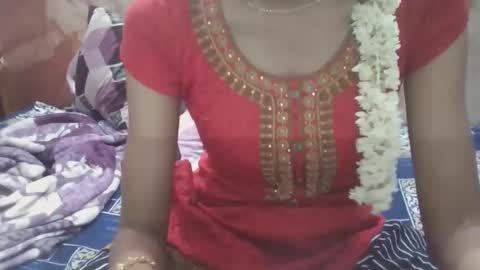 Snapshot of gejalaskshmi chatting on May 28, 5:54 pm gejalaskshmi online show from May 28, 5:54 pm