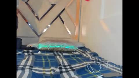 Geminis online show from March 6, 2:30 am