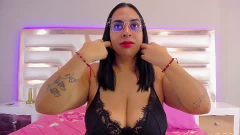geminisclark online show from July 1, 12:40 pm
