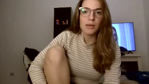 Gemma online show from July 16, 2:01 pm