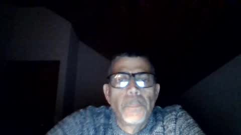 Snapshot of gen3841 chatting on April 21, 1:29 am Gen online show from April 21, 1:29 am