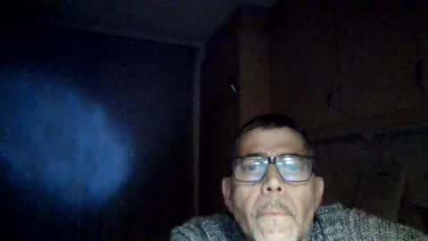 Snapshot of gen3841 chatting on May 3, 10:05 pm Gen online show from May 3, 10:05 pm
