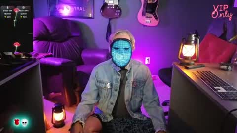generalbliss online show from June 27, 4:06 am