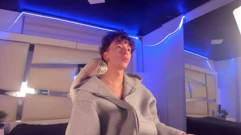 Genesis online show from December 2, 3:34 am