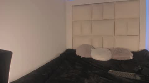 Genesis online show from December 19, 4:52 am