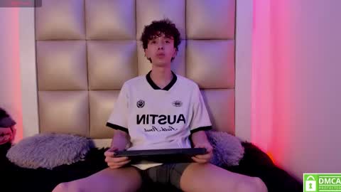 genesis_js online show from March 10, 9:53 pm