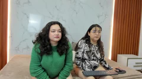 genesis_y_moon online show from July 15, 11:59 am