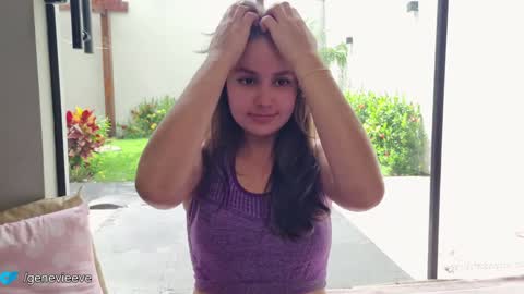 Snapshot of genevieeve chatting on January 28, 5:35 pm Genn online show from January 28, 5:35 pm