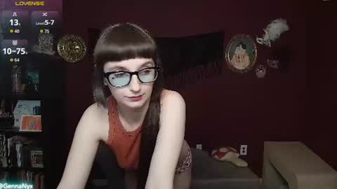 Snapshot of gennanyx chatting on July 8, 2:05 am Genna Nyx online show from July 8, 2:05 am