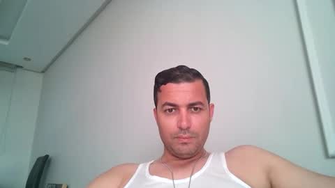 genteldevil online show from May 23, 1:15 pm