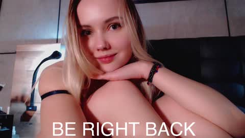 Snapshot of gentleflower23 chatting on February 1, 10:55 pm Tanya online show from February 1, 10:55 pm