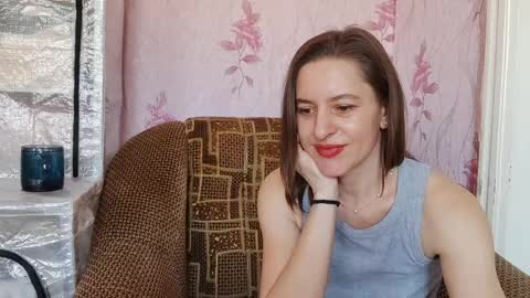 Snapshot of gentlemuse1 chatting on April 6, 6:03 am Tasha online show from April 6, 6:03 am