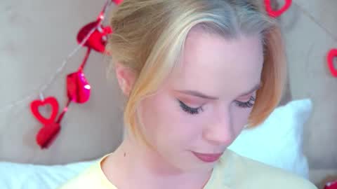 GentleRossi online show from February 18, 4:03 pm