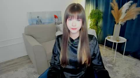 Alice online show from May 14, 10:05 pm