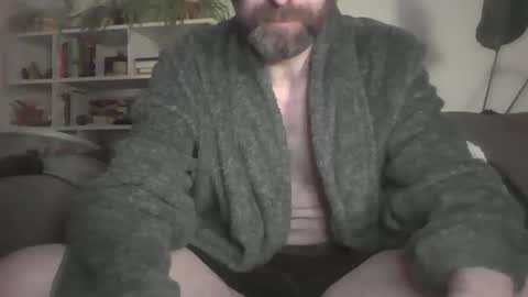 Snapshot of geon2xx chatting on October 29, 1:41 am Geon online show from October 29, 1:41 am