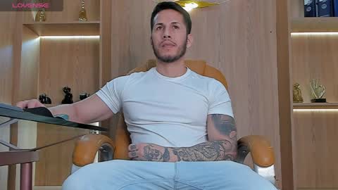 George online show from April 2, 4:32 am