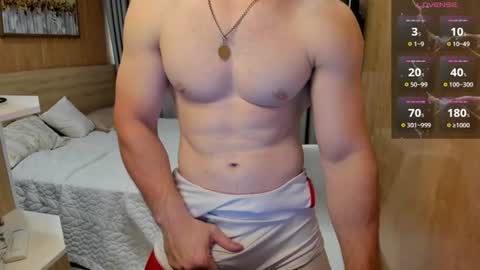 Snapshot of george_fflo chatting on June 13, 3:59 am George lush is active online show from June 13, 3:59 am