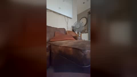 Snapshot of georgemac2405 chatting on June 24, 6:40 pm georgemac2405 online show from June 24, 6:40 pm