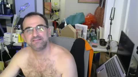 Snapshot of georgempt chatting on January 2, 10:05 am georgempt online show from January 2, 10:05 am