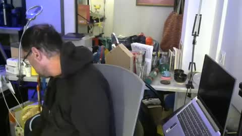 Snapshot of georgempt chatting on January 3, 6:11 am georgempt online show from January 3, 6:11 am