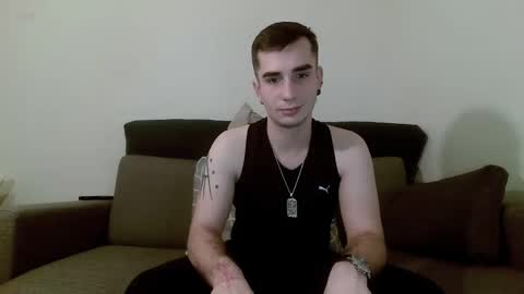 Snapshot of georgeyuno chatting on January 9, 8:33 pm George Yuno online show from January 9, 8:33 pm