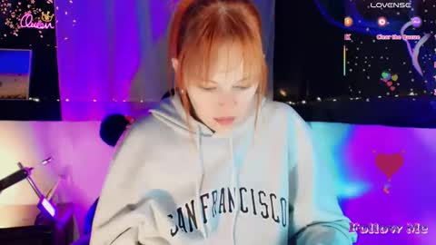 Snapshot of georgina_moschino chatting on May 8, 1:44 am georgina_moschino online show from May 8, 1:44 am
