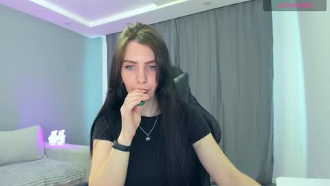 Snapshot of georginaroads chatting on February 27, 2:43 pm GeorginaRoads online show from February 27, 2:43 pm