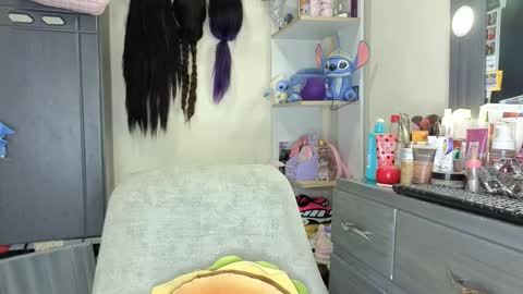 Snapshot of georgiss_ chatting on March 9, 5:06 pm georgiss_ online show from March 9, 5:06 pm