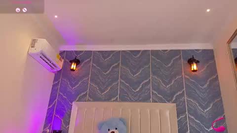    online show from November 12, 12:27 pm