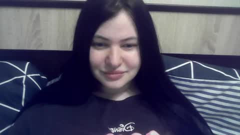 Eva online show from April 5, 5:10 pm