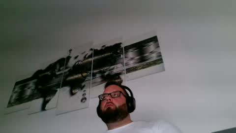 Phil online show from June 19, 3:38 pm