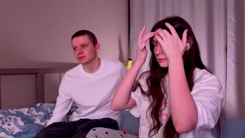 Snapshot of gethigh_ chatting on January 30, 11:34 pm Liz and Mark online show from January 30, 11:34 pm