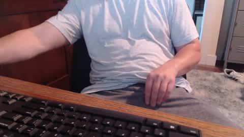 Snapshot of gethoggy chatting on July 1, 3:45 pm gethoggy online show from July 1, 3:45 pm
