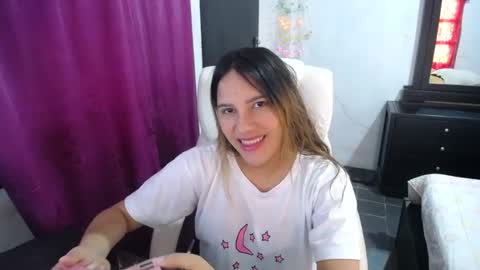 Snapshot of ggemas chatting on October 12, 1:43 pm ggemas online show from October 12, 1:43 pm