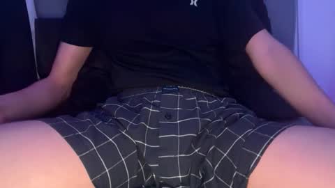 Snapshot of gh0st_boy_ chatting on February 26, 2:21 am gh0st_boy_ online show from February 26, 2:21 am