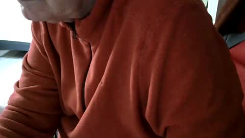 Snapshot of gh1952ma chatting on February 15, 10:22 am Gisse online show from February 15, 10:22 am