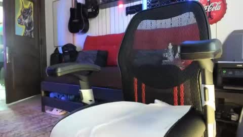 DarkMan online show from December 30, 9:37 am