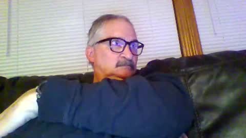 ghost2534 online show from December 14, 4:34 am