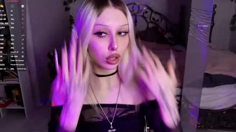violeta online show from May 12, 8:39 pm