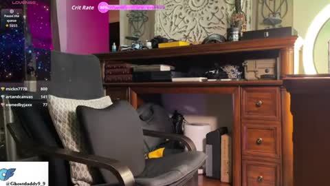 big boy ghost face online show from July 13, 2:58 am