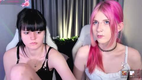 Snapshot of ghostrebell chatting on May 23, 6:18 am Alice and Michelle online show from May 23, 6:18 am